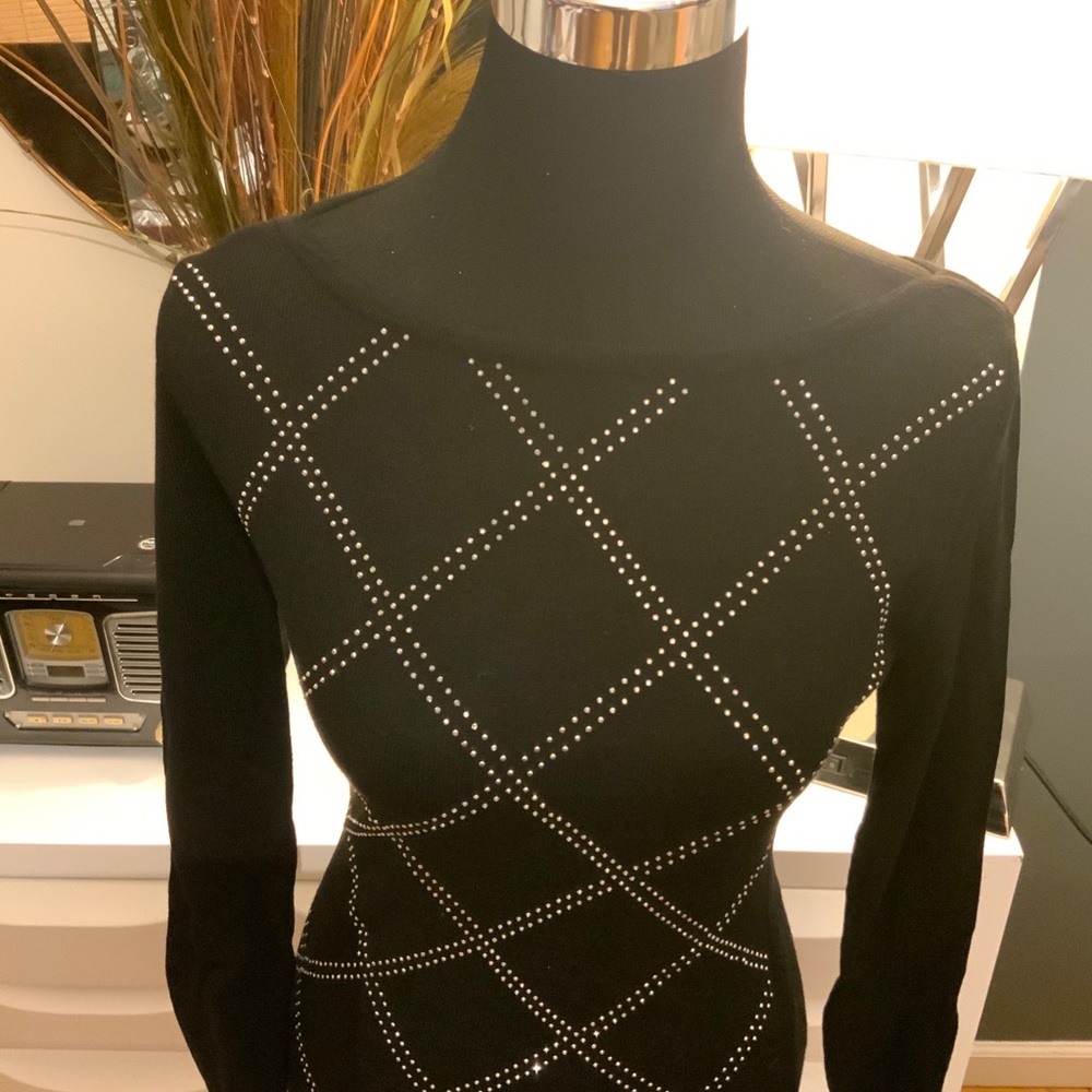 Black silver metallic long sleeved top